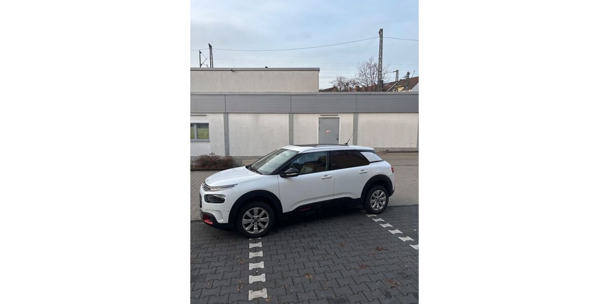 Citroen C4 Cactus 53.864 km 12.799 &euro; Duisburg 47167