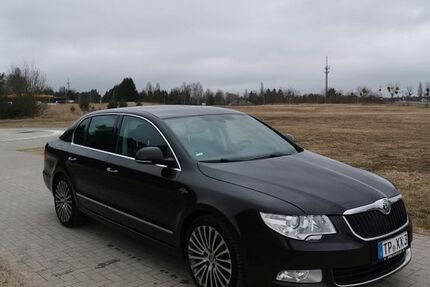 Skoda Superb 147.500 km 13.700 &euro; Templin 17268