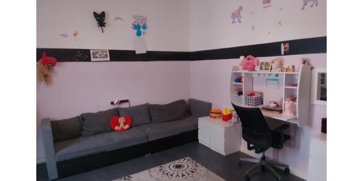 Etagenwohnung Villingen-Schwenningen Schwenningen - 4 Zimmer, 107 m&sup2;, 950&euro; | Angebot:25422857