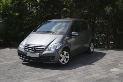 Mercedes-Benz A 180 131.700 km 10.300 &euro; Herford 32052