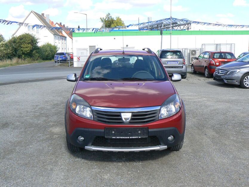 Dacia Sandero 166.000 km 2.790 € Schweinfurt 97424