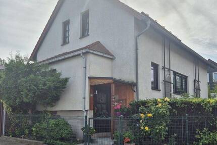 Einfamilienhaus, Garten, Garage 4 zimmer