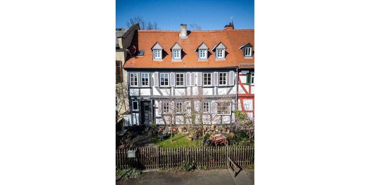 Einfamilienhaus Friedberg (Hessen) - 6 Zimmer, 141 m&sup2;, 480.000&euro; | Angebot:25910721