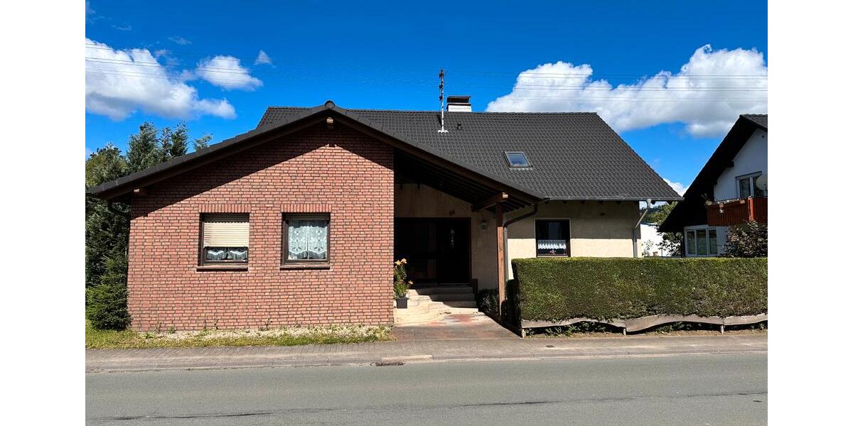 Neuwertige 3 Zi Wohnung, Küche, Bad, Loggia in Würdinghausen 3 zimmer