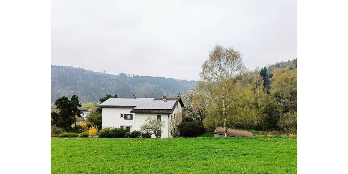 Mehrfamilienhaus, Wohnhaus Obernzell / Erlau Obernzell - 7 Zimmer, 251 m&sup2;, 399.000&euro; | Angebot:26475859