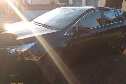 Toyota Avensis 139.000 km 12.100 € Eiselfing 83549
