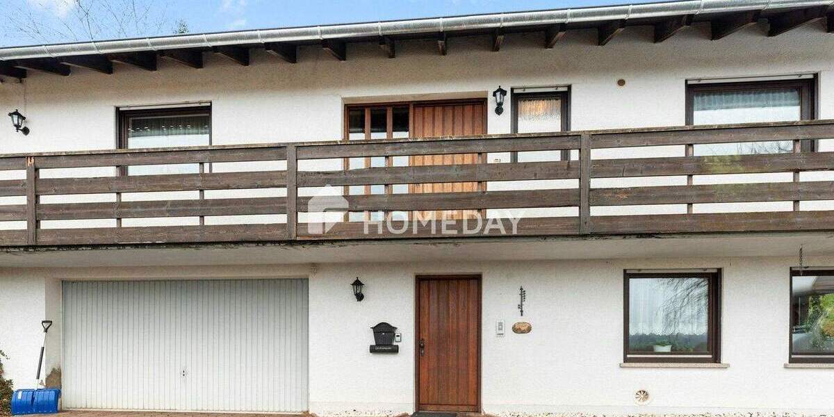 EFH mit Einlieger-Fewo, Hanglage, Doppelgarage u. großem Grundstück 8 zimmer