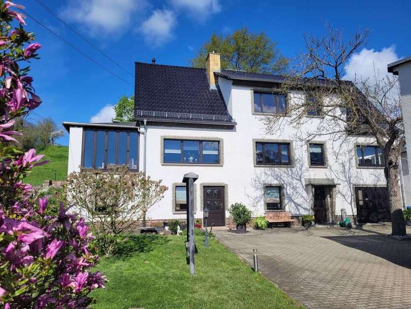 Wohnung zum Mieten in NobitzOT Mockern 1.060 € 166 m²