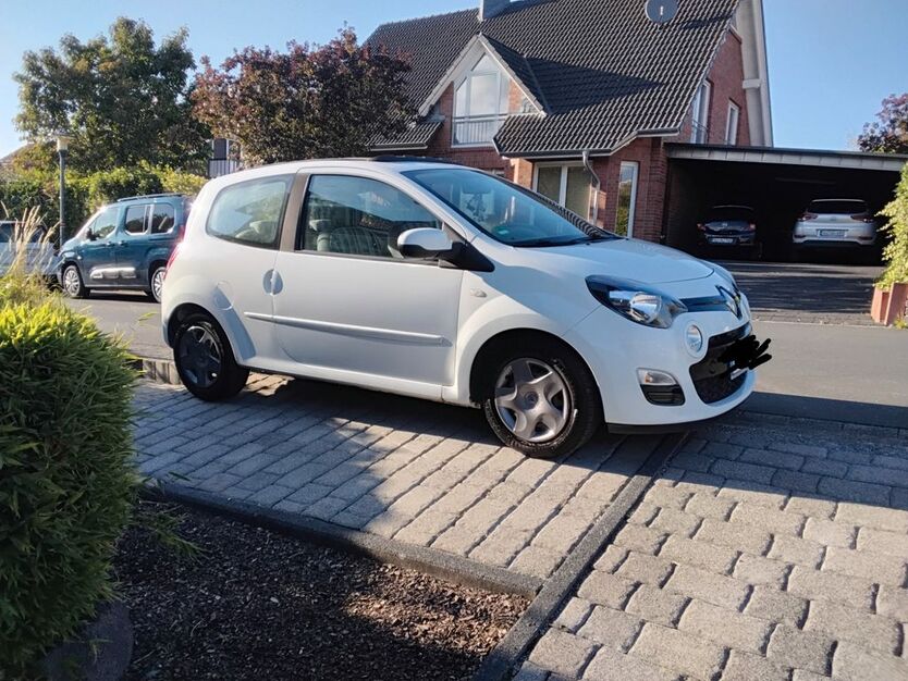 Renault Twingo 92.000 km 3.390 € Hennef 53773