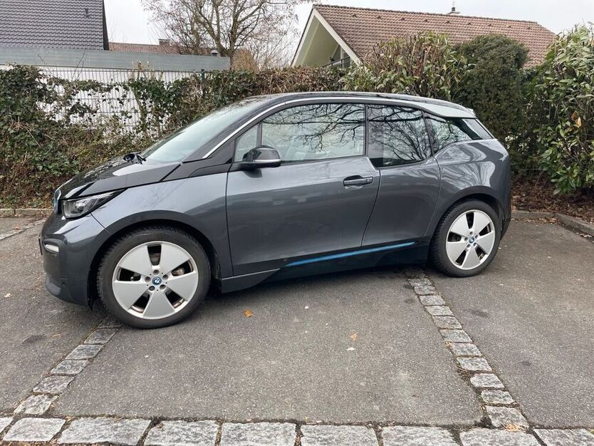 i3