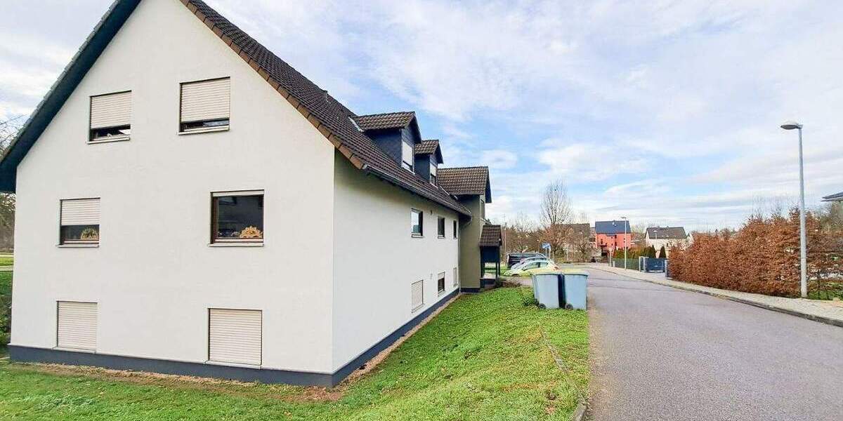 Etagenwohnung Gersdorf - 3 Zimmer, 67 m&sup2;, 400&euro; | Angebot:26694589