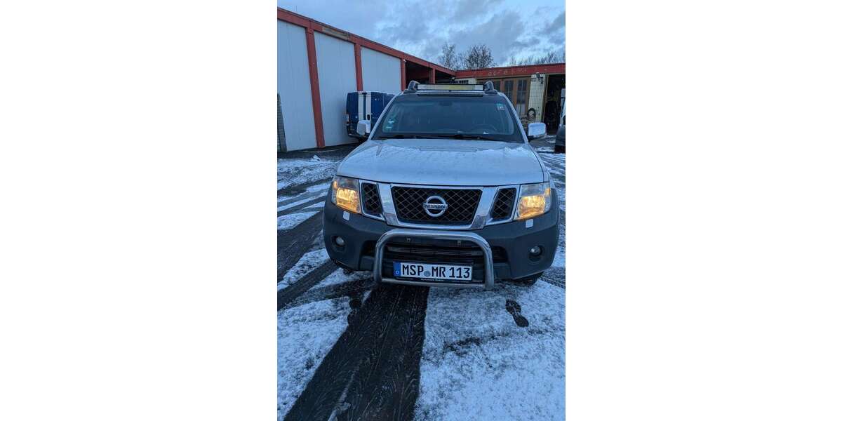 Nissan Navara 280.000 km 12.000 &euro; Arnstein 97450