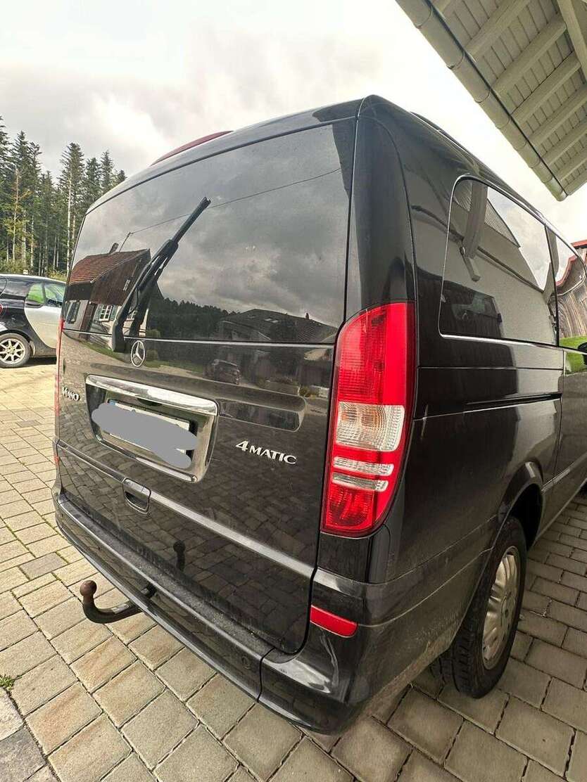 Mercedes-Benz Viano 270.000 km 16.000 € Ühlingen-Birkendorf 79777
