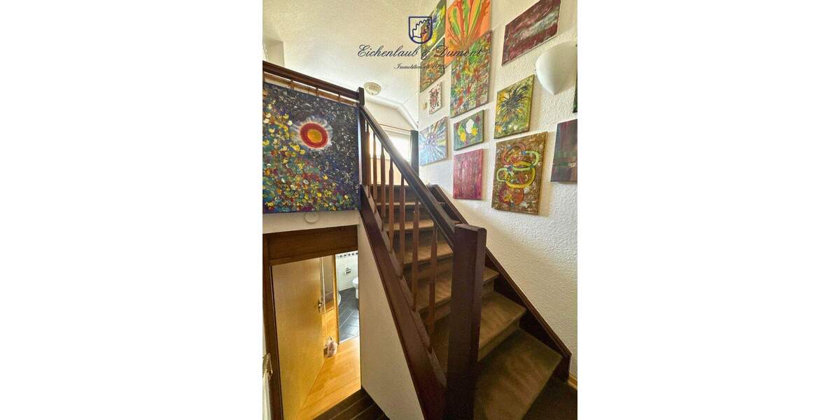 Einfamilienhaus mit Wintergarten, Garage + parkähnlichem Garten 6 zimmer