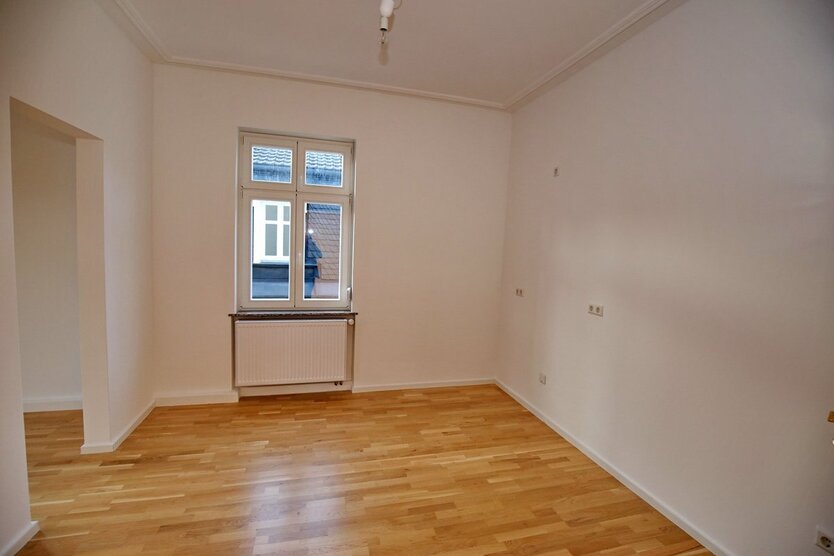 Kernsanierte Altbauetage in absoluter Innenstadtlage 4 zimmer