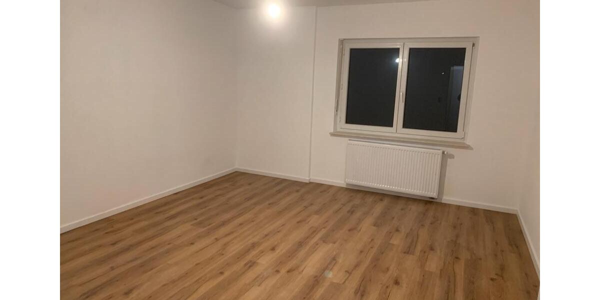 Etagenwohnung Sulzbach-Rosenberg Rosenberg - 4 Zimmer, 94 m&sup2;, 1.200&euro; | Angebot:26680224