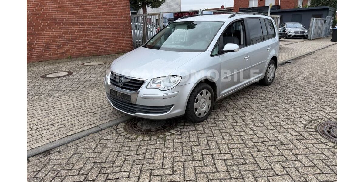 VW Touran 203.000 km 3.150 &euro; Nordhorn 48529