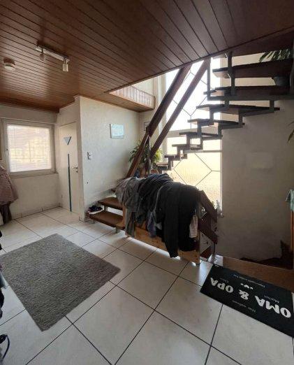 Einfamilienhaus Ortenberg - 11 Zimmer, 366 m&sup2;, 499.000&euro; | Angebot:27027762