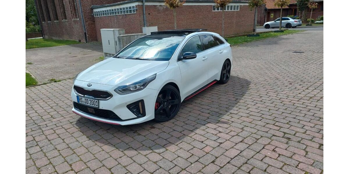 Kia pro ceed / ProCeed 139.725 km 16.500 &euro; Selfkant 52538
