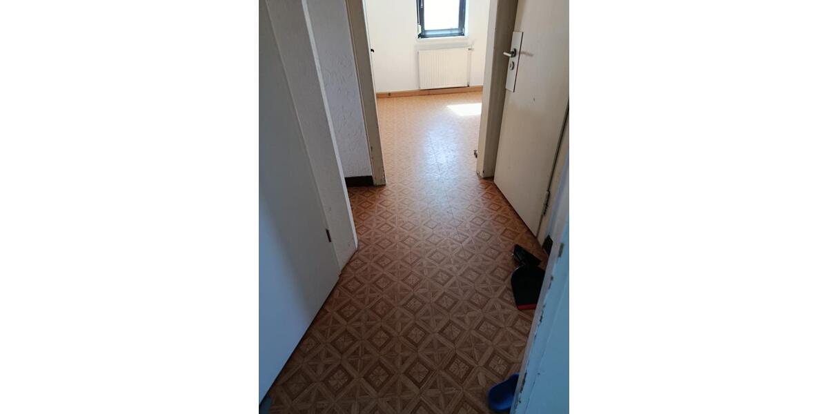 Dachgeschoßwohnung Saarlouis - 4 Zimmer, 65 m&sup2;, 470&euro; | Angebot:26449157