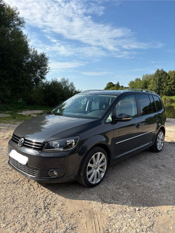 VW Touran 268.000 km 8.500 € Bad Friedrichshall 74177