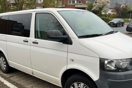 VW T5 Transporter 323.000 km 7.500 &euro; Springe 31832