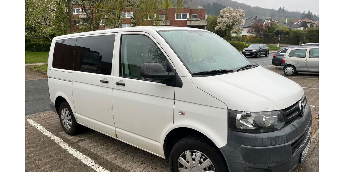 VW T5 Transporter 323.000 km 7.500 &euro; Springe 31832