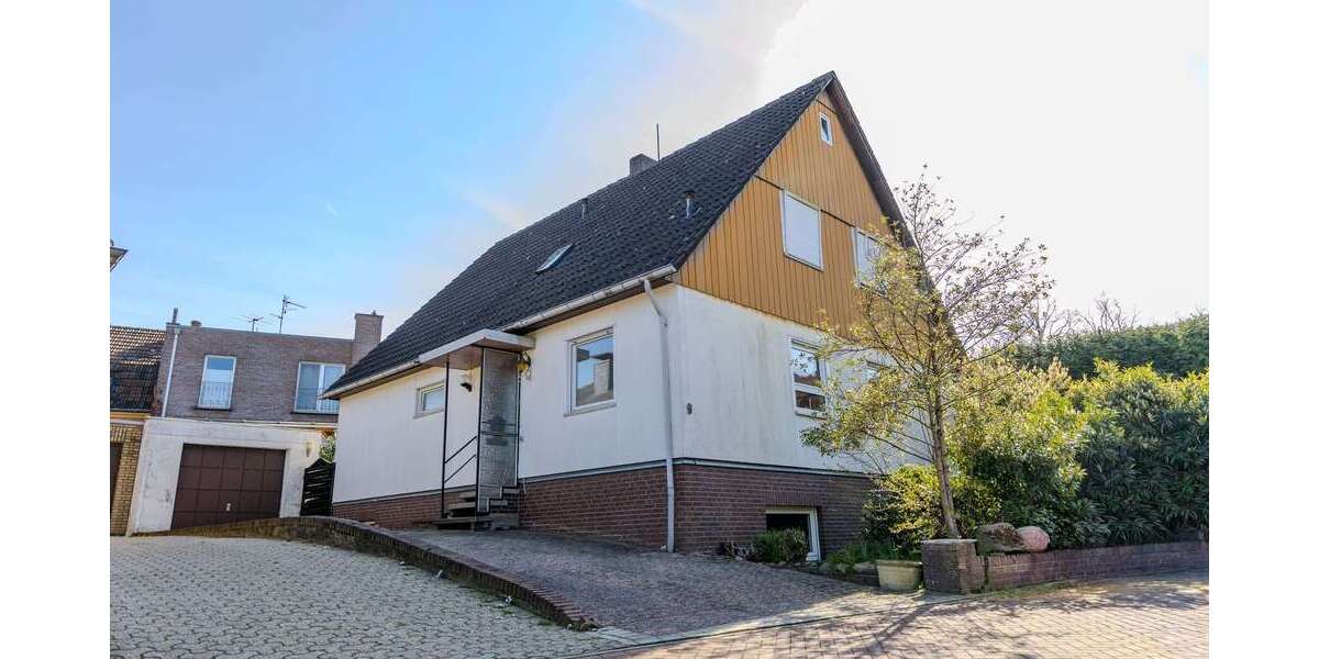Einfamilienhaus Elten-Emmerich Emmerich - 6 Zimmer, 144 m&sup2;, 215.000&euro; | Angebot:26201937
