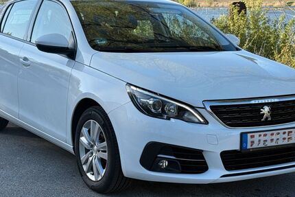 Peugeot 308 55.600 km 9.975 &euro; Passau 94036