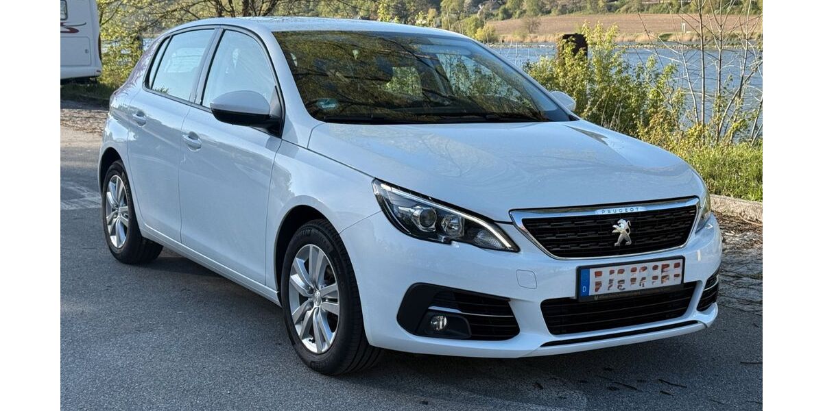 Peugeot 308 55.600 km 9.975 &euro; Passau 94036