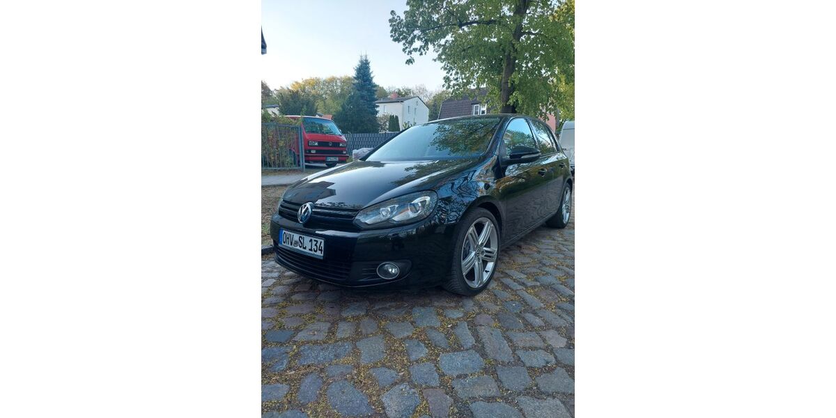 VW Golf 214.000 km 4.444 &euro; Hohen Neuendorf 16540
