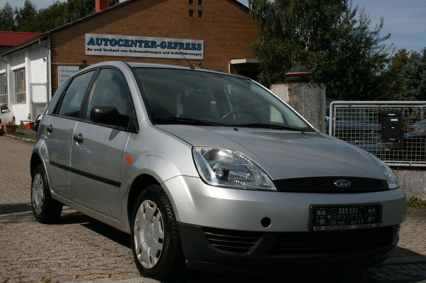 Ford Fiesta 109.000 km 2.999 € Gefrees 95482