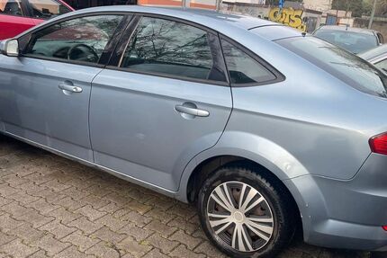 Ford Mondeo 250.000 km 950 &euro; Offenbach am Main 63065