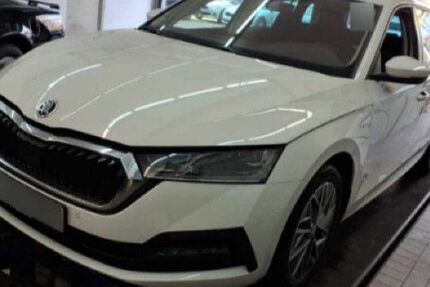 Skoda Octavia 72.964 km 23.990 &euro; Saarbrücken 66130