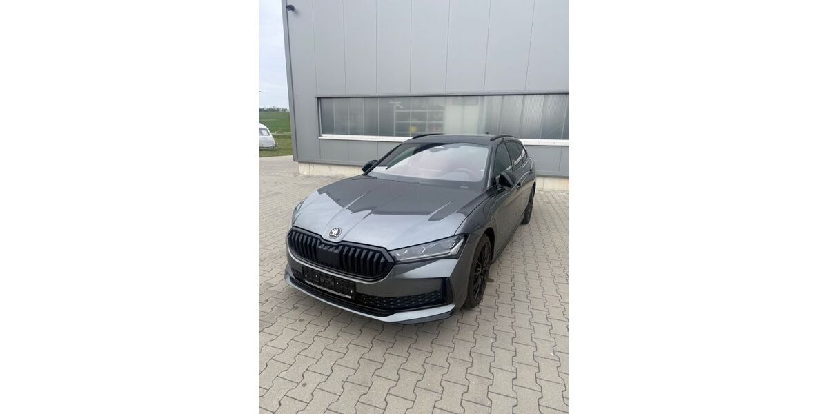 Skoda Superb 13.000 km 43.299 &euro; Eckental 90542