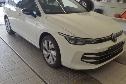 VW Golf 10.900 km 26.470 &euro; Burgoberbach 91595