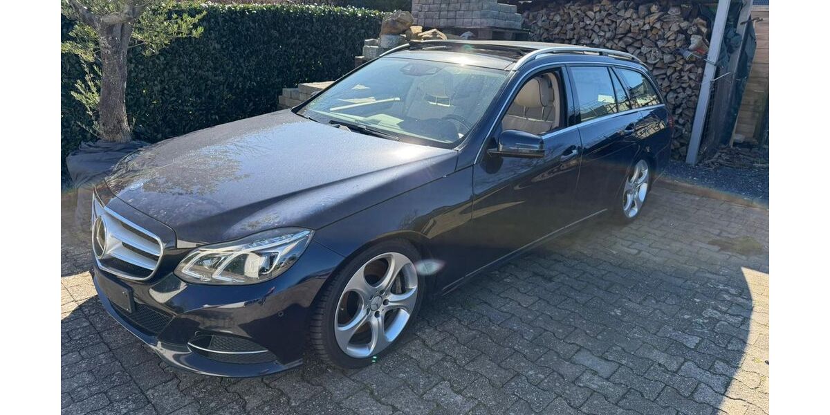 Mercedes-Benz E 50 150.000 km 8.950 &euro; Herzogenrath 52134
