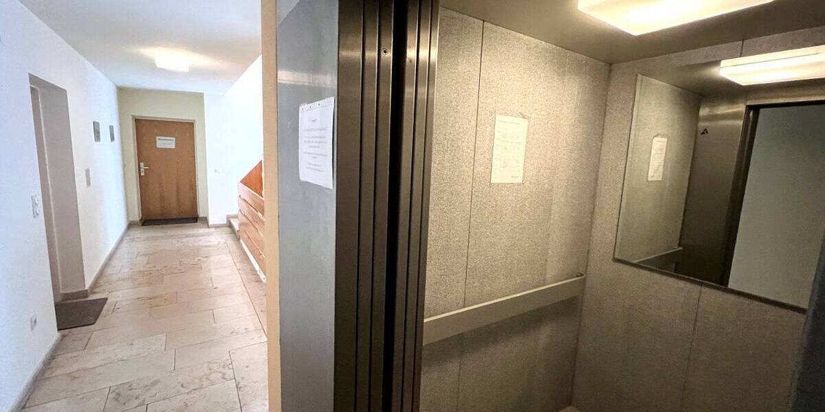 Gewerbeobjekt Neumarkt in der Oberpfalz Neumarkt - 2 Zimmer, 350&euro; | Angebot:26902269