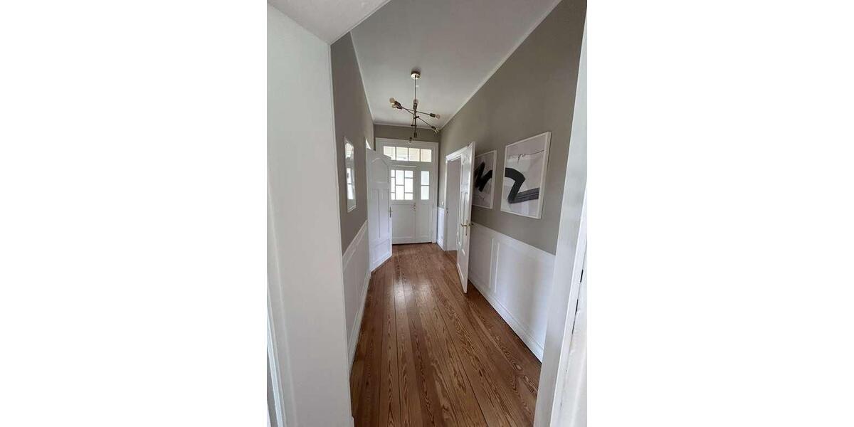 Einfamilienhaus Flintbek - 6 Zimmer, 210 m&sup2;, 2.730&euro; | Angebot:25406327