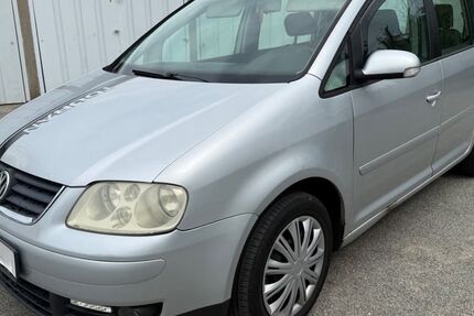 VW Touran 286.000 km 1.800 &euro; Bautzen 02625