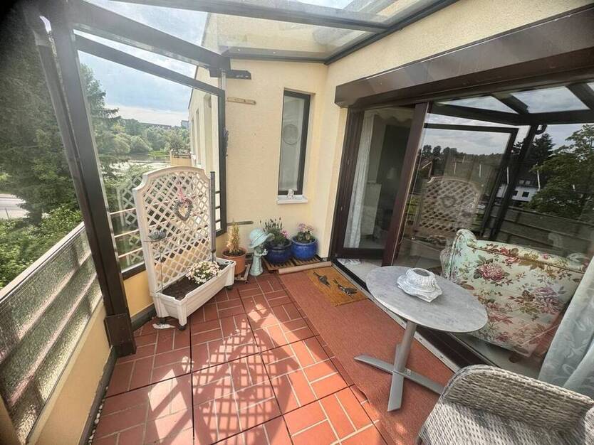4,5-Zi.-Eigentumswohnung mit gr. Balkon und Pkw-Außenstellplatz in Bad Schwartau (Mühlenteich)
