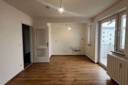Wohnung Augsburg Spickel-Herrenbach - 2 Zimmer, 56 m&sup2;, 659&euro; | Angebot:25099375