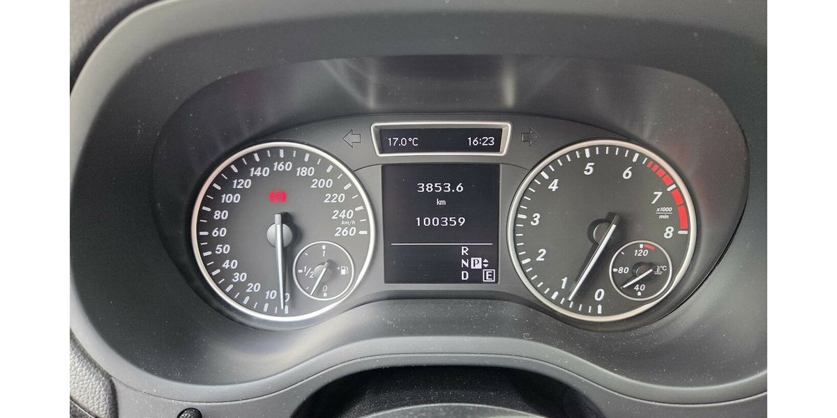 Mercedes-Benz B 200 BlueEfficiency Automatik/Xenon 100.360 km 6.900 &euro; Wilsdruff 01723