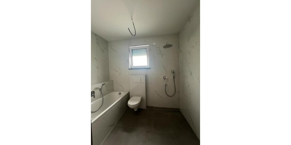 Etagenwohnung Flörsheim am Main - 3 Zimmer, 105 m&sup2;, 1.650&euro; | Angebot:25044807