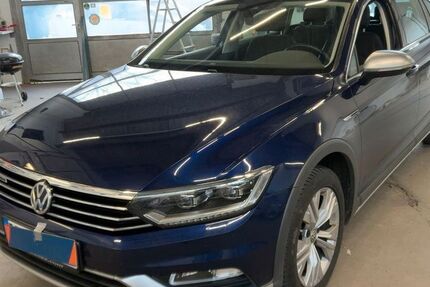 VW Passat Alltrack 74.968 km 25.890 &euro; Schwallungen 98590