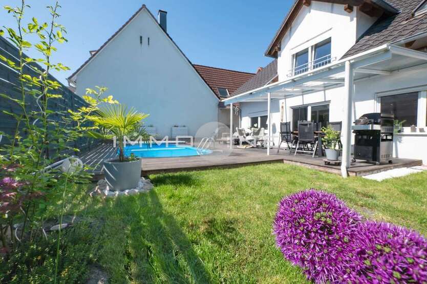 Haus zum Kaufen in Freiburg im Breisgau 695.000 € 160 m²