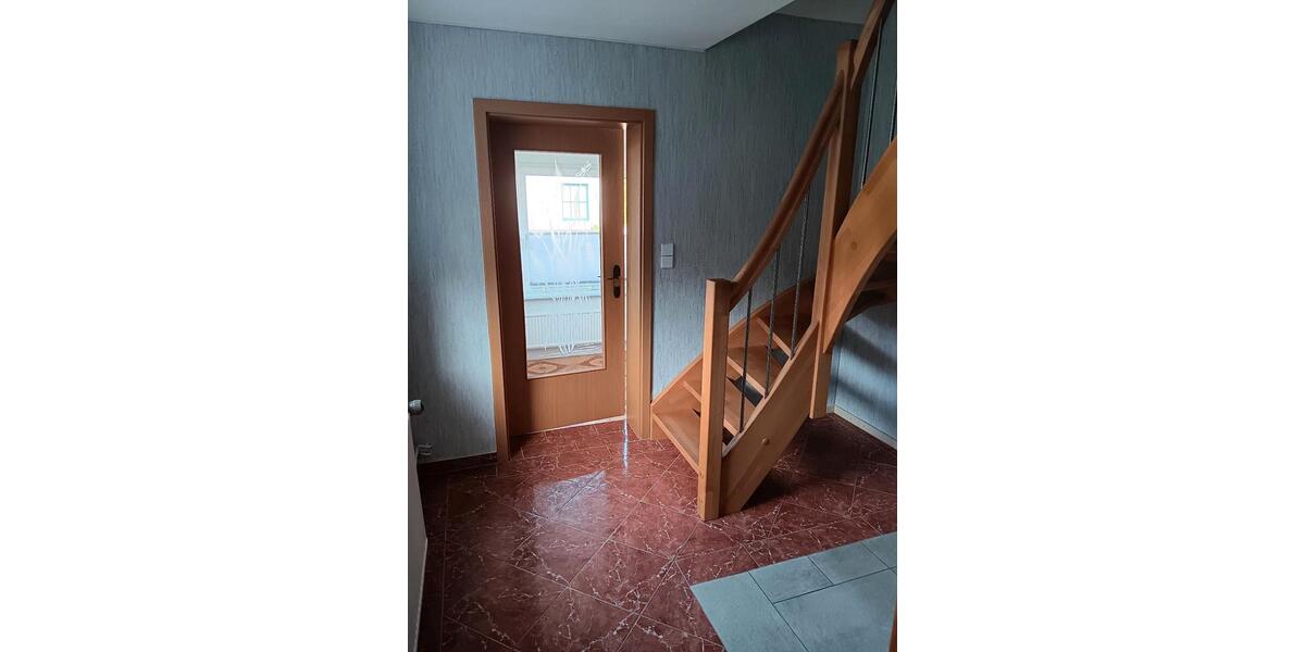Doppelhaushälfte Lübz - 5 Zimmer, 120 m&sup2;, 175.000&euro; | Angebot:27044420