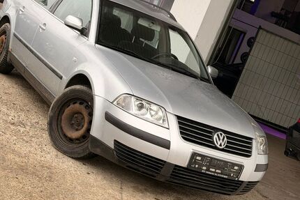 VW Passat 246.000 km 999 &euro; Seifriedswörth 84189