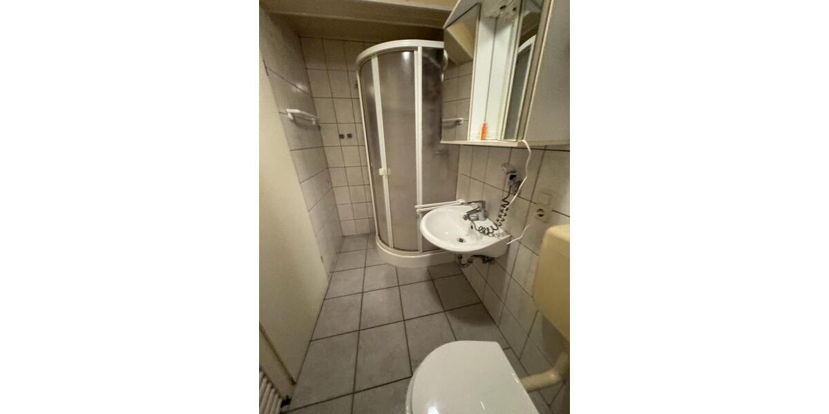 Dachgeschoßwohnung Lindlar - 2 Zimmer, 40 m&sup2;, 480&euro; | Angebot:25333135