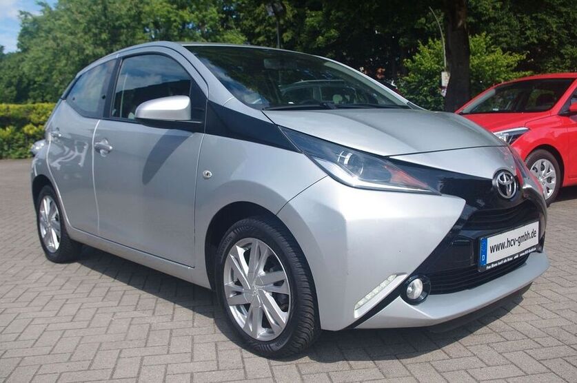 Aygo (X)